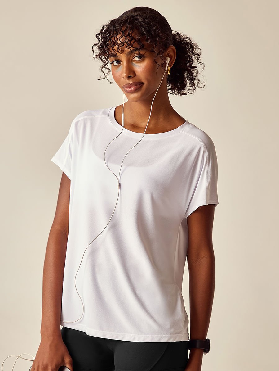 T-shirt Manga Curta Oversized Branco — foto 1