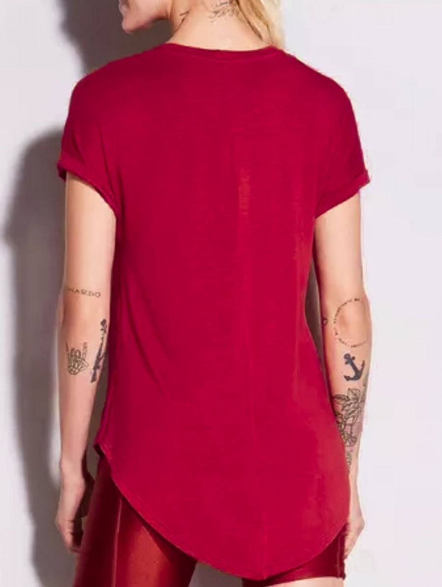 T-shirt Alongada Vinho — foto 2