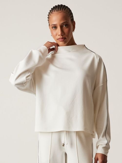 Casaco De Moletom Oversized Com Detalhe De Vivo Contrastante Off White